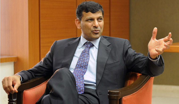 India Faces a Major Economic Catastrophe, PMO Can't Handle By Itself, Says Raghuram Rajan