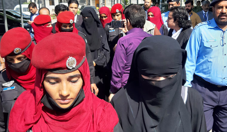 Pakistani Hindus concert to Islam to stop harassment