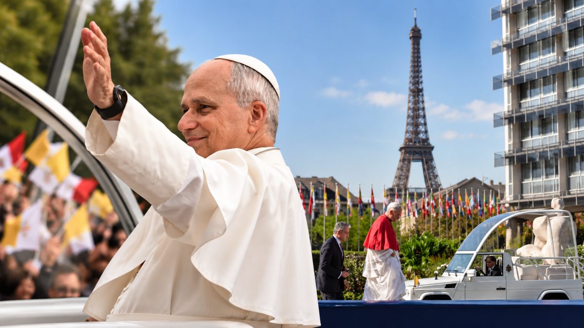 Pope Leo Draws 800,000 to Paris Mass: Then Warns Leaders of a 'Paradise of Machines'