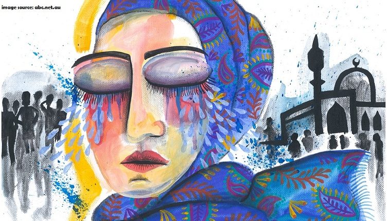 Two muslim women were condemned and harassed for buying clothes from a Hindu Store
